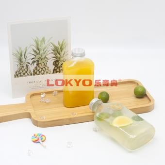 Plastic Clear Bottles
